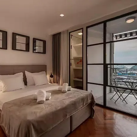 View ,top Location ! سبليت